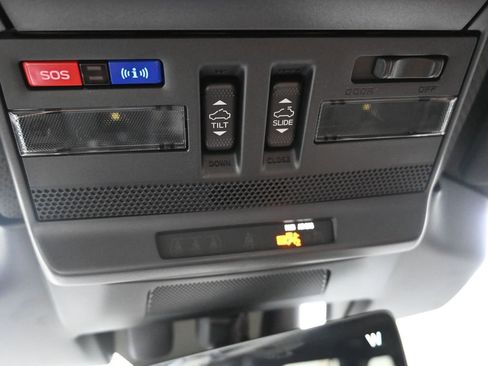 New 2026 Subaru Outback Touring XT image 38