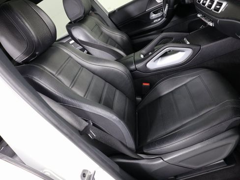 Used 2023 Mercedes-Benz GLS 580 4MATIC image 42