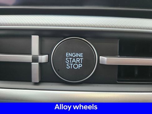 New 2026 Hyundai Santa Fe SE image 15