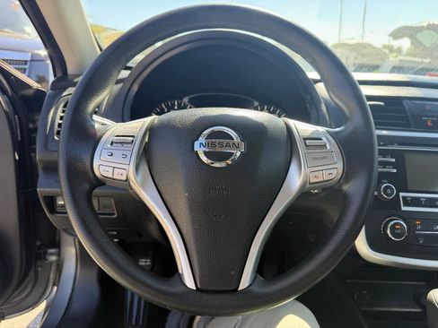 Used 2016 Nissan Altima 2.5 S w/ Power Driver Seat Package FWD image 20
