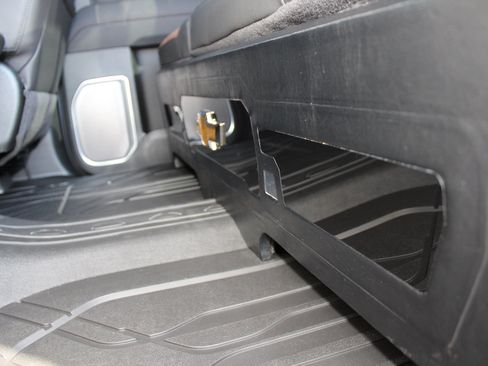 Used 2026 Chevrolet Silverado 3500 High Country w/ High Country Premium Package image 86