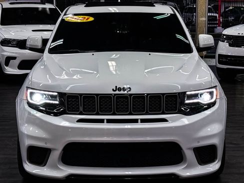 Used 2021 Jeep Grand Cherokee Trackhawk AWD/4WD image 3