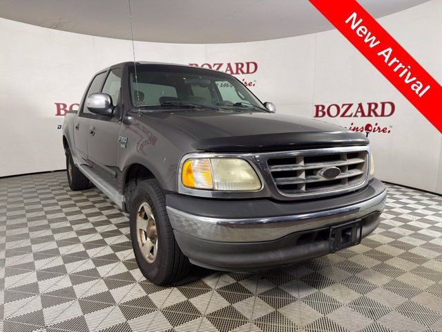 Used 2002 Ford F150 XLT RWD image 1