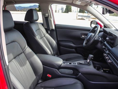 Used 2024 Honda HR-V EX-L image 16