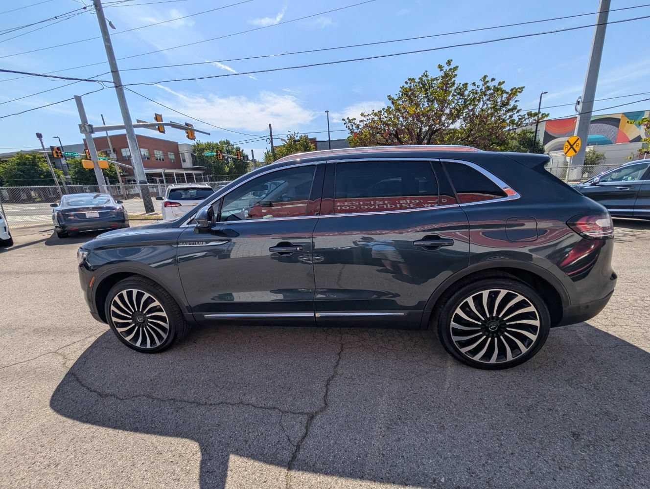 Used 2021 Lincoln Nautilus Black Label w/ Class II Trailer Tow Package AWD/4WD image 9