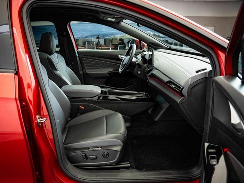 Used 2023 Volkswagen ID.4 Pro S image 20