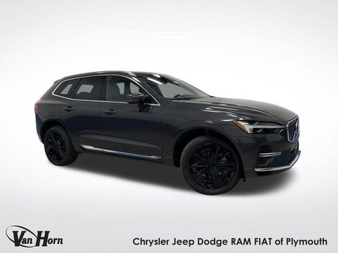 Used 2022 Volvo XC60 T8 Inscription w/ Advanced Package image 1