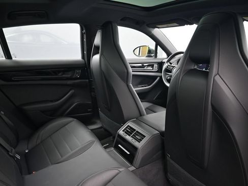 Certified 2026 Porsche Panamera 4 AWD/4WD image 7