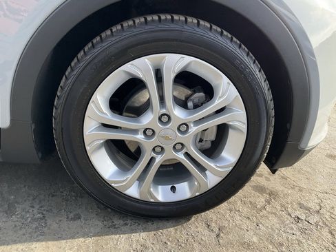 Used 2021 Chevrolet Bolt LT image 70