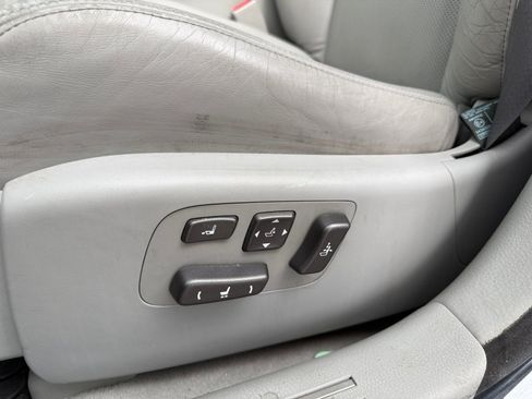 Used 2010 Lexus LS 460 AWD image 14