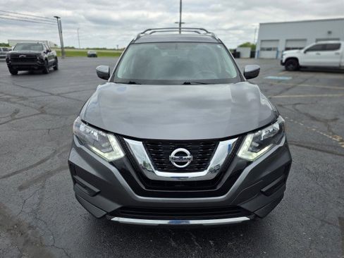 Used 2017 Nissan Rogue SV FWD image 6