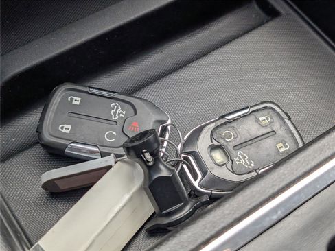 Used 2019 Chevrolet Silverado 1500 LTZ w/ LTZ Convenience Package image 21