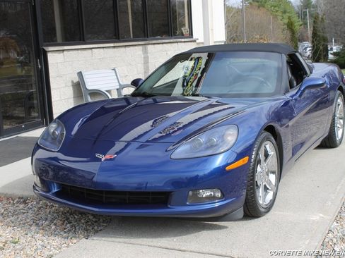 Used 2007 Chevrolet Corvette Convertible w/ Preferred Equipment Group image 7