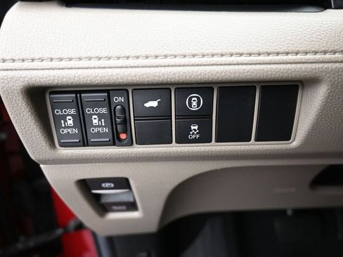 Used 2022 Honda Odyssey EX-L image 18