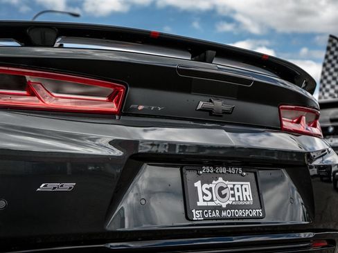 Used 2017 Chevrolet Camaro SS w/ 50th Anniversary Edition RWD image 13