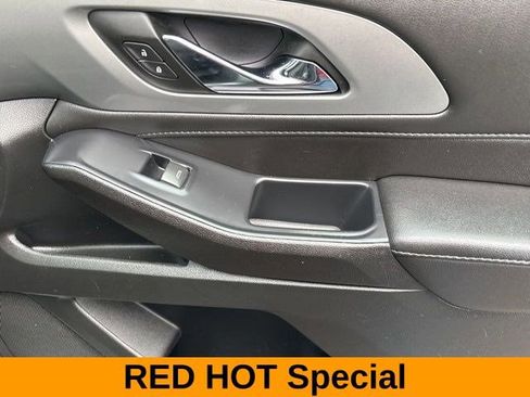 Used 2022 Chevrolet Traverse LT w/ LPO, Floor Liner Package AWD/4WD image 43