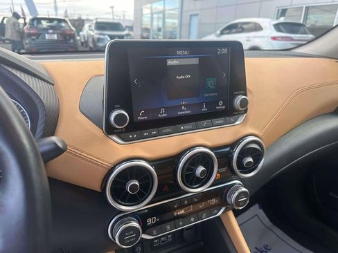 Used 2025 Nissan Sentra SV w/ SV Premium Package image 29