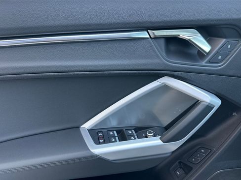 Used 2022 Audi Q3 2.0T Premium Plus w/ Premium Plus Package image 12