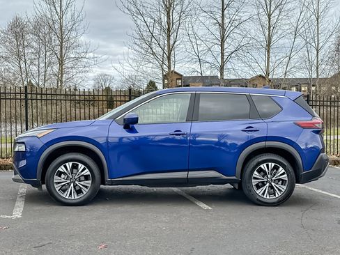 Used 2023 Nissan Rogue SV image 6