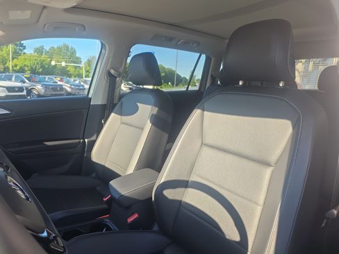 Used 2021 Volkswagen Tiguan S AWD/4WD image 11