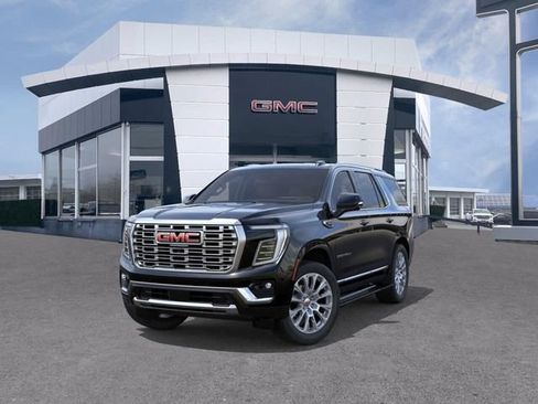 New 2026 GMC Yukon Denali w/ Denali Reserve Package AWD/4WD image 8