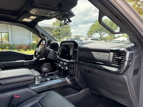 Used 2022 Ford F150 XLT w/ Equipment Group 302A High RWD image 9