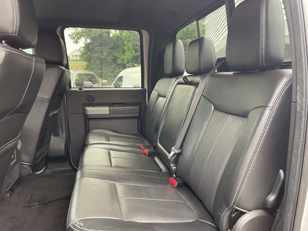 Used 2016 Ford F350 4x4 Crew Cab Super Duty image 26
