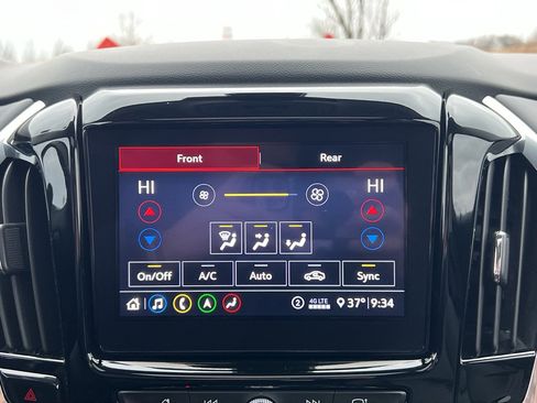 Used 2021 Chevrolet Traverse Premier w/ Redline Edition image 25