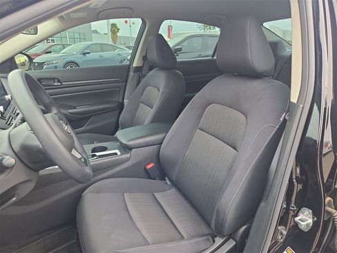 Certified 2025 Nissan Altima 2.5 S image 14