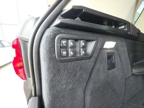 Used 2019 BMW X7 xDrive50i w/ Premium Package image 29