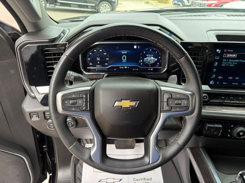 Used 2023 Chevrolet Silverado 1500 LTZ AWD/4WD image 11
