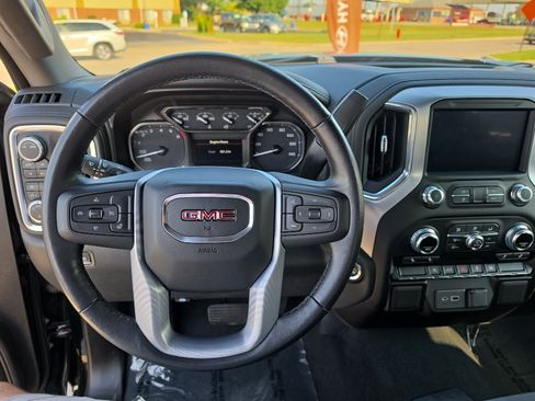 Used 2021 GMC Sierra 1500 Elevation AWD/4WD image 9