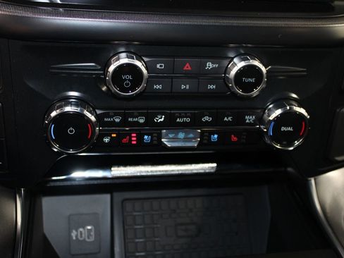 New 2025 Ford F150 Platinum w/ FX4 Off-Road Package image 47