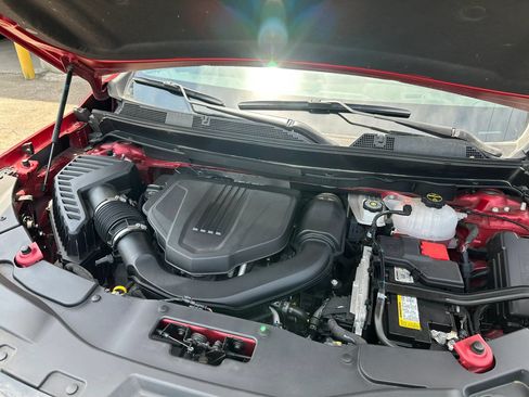 Used 2024 Chevrolet Traverse Z71 AWD/4WD image 29