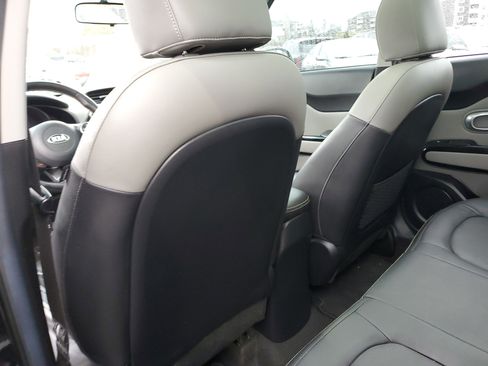 Used 2016 Kia Soul + w/ Primo Package image 32
