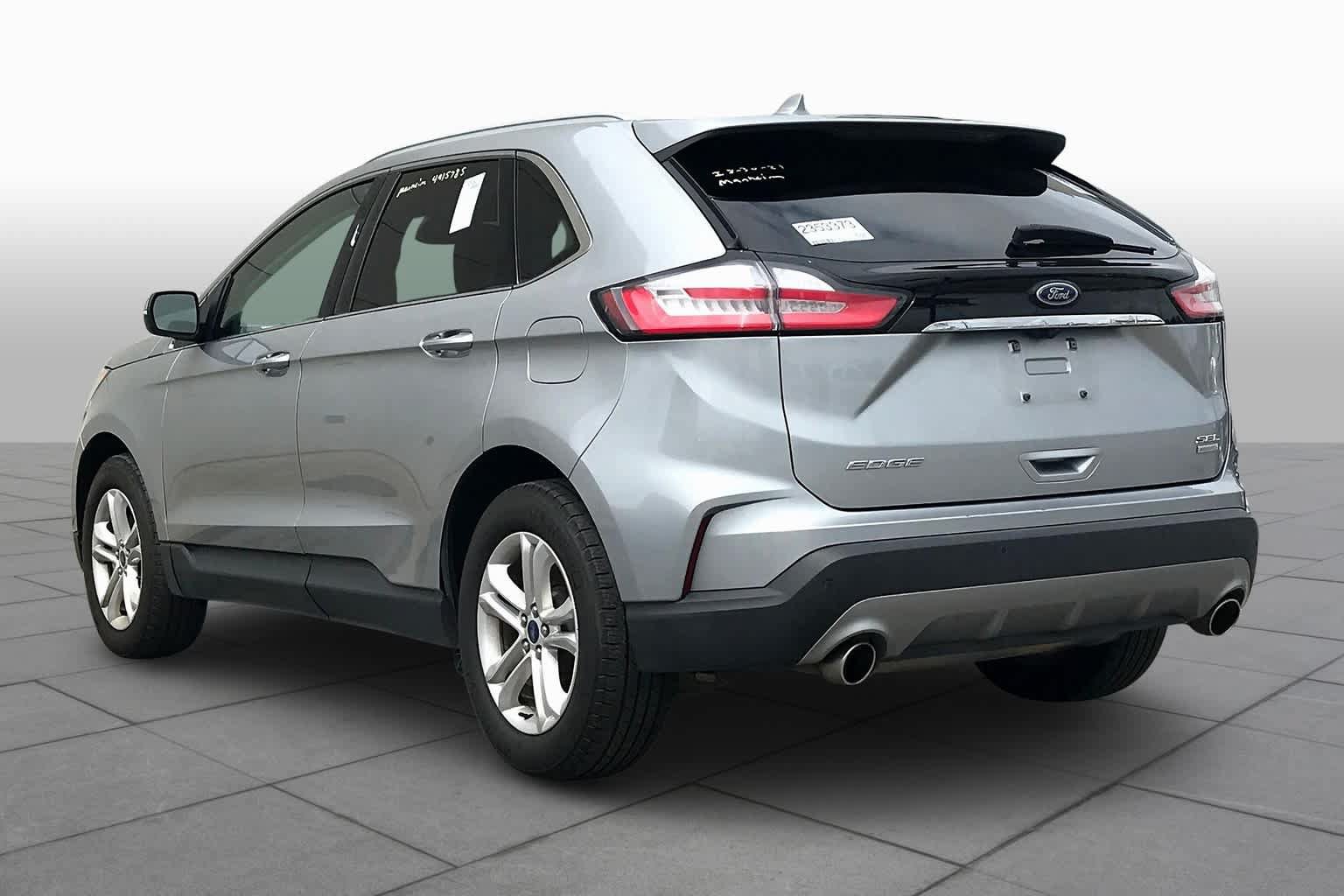 Used 2020 Ford Edge SEL FWD image 12