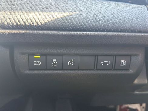 Used 2025 Toyota Camry SE w/ Convenience Package FWD image 26