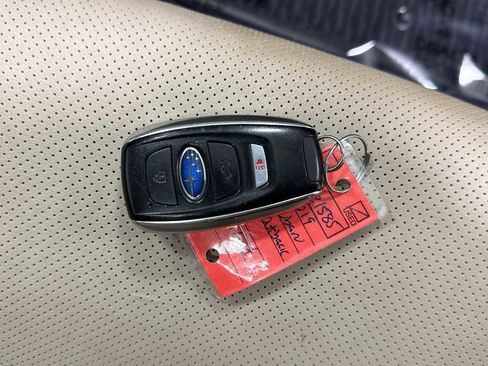 Used 2019 Subaru Outback 3.6R Limited image 32