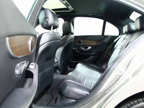 Used 2019 Mercedes-Benz C 300 4MATIC Sedan image 28