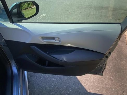 Used 2024 Toyota Corolla LE FWD image 35