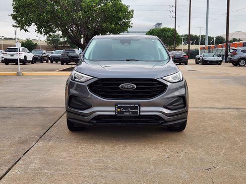 Used 2023 Ford Edge SE w/ Black Appearance Package AWD/4WD image 3