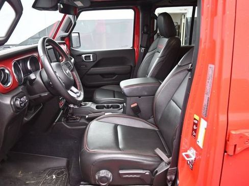 Used 2022 Jeep Gladiator Rubicon w/ LED Lighting Group AWD/4WD image 16