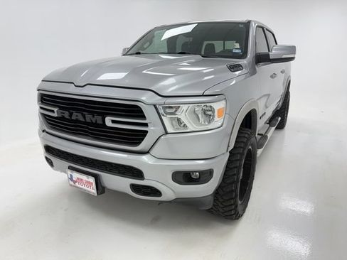 Used 2019 RAM 1500 Big Horn RWD image 4