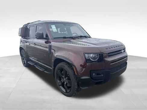 Used 2025 Land Rover Defender 110 Sedona Red Edition image 5