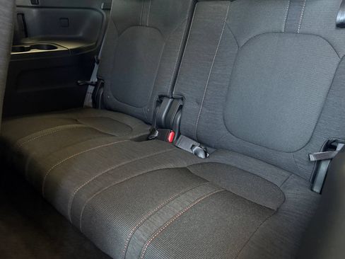Certified 2025 Honda Pilot Sport image 15
