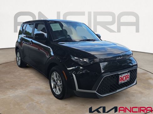 Certified 2025 Kia Soul LX w/ LX Technology Package FWD image 1
