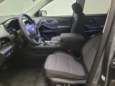 Used 2019 Chevrolet Traverse LT FWD image 17