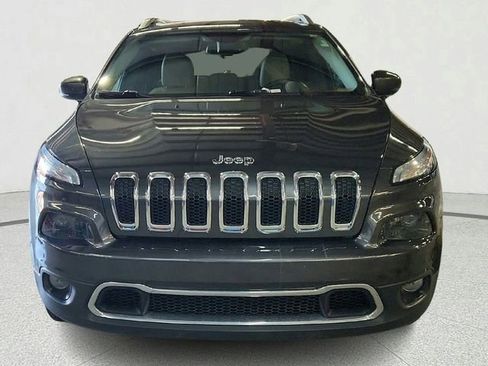 Used 2016 Jeep Cherokee Limited w/ Luxury Group image 2