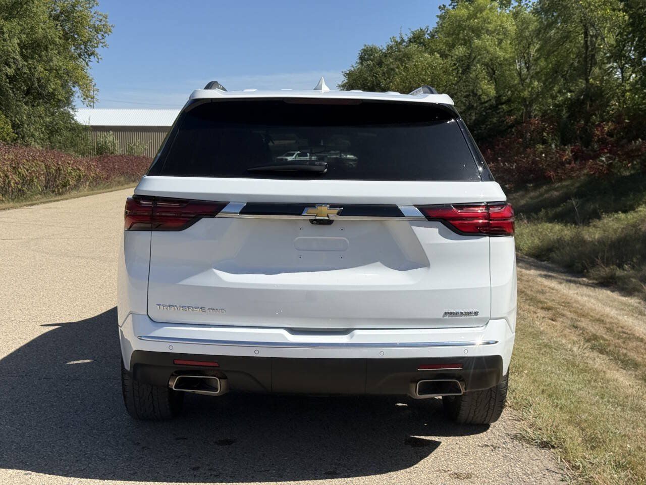 Used 2022 Chevrolet Traverse Premier w/ LPO, Floor Liner Package AWD/4WD image 5