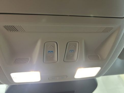 Used 2022 Ford Escape SEL w/ Technology Package image 16